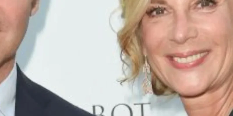 Brigitte Macron, le secret caché avec Michèle Laroque, ambitieux projet avec François Baroin !