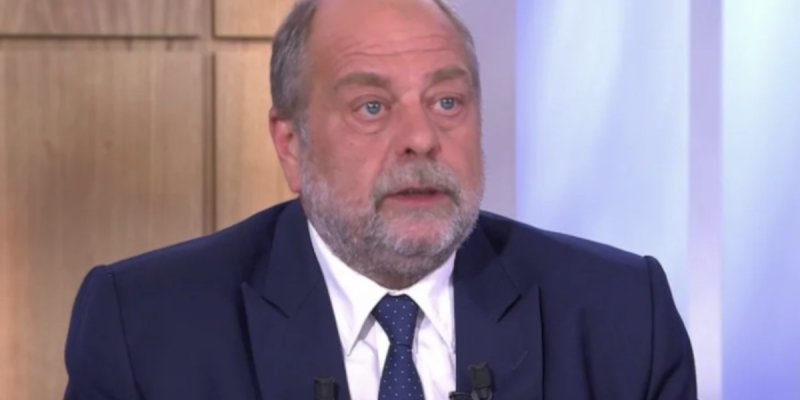 C à Vous : Éric Dupond-Moretti recadre Mohamed Bouhafsi