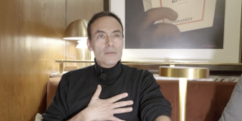 « C'est particulier », Anthony Delon en prison pour port d'armes