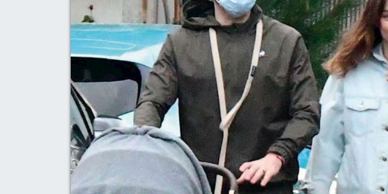 Camille Combal, un papa agacé par les paparazzi - Une milice privée, une décision radicale