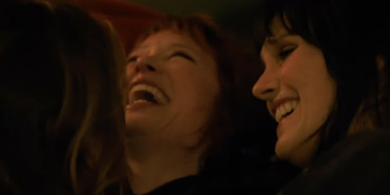 Camille Lou inconsolable après la disparition d'un célèbre chanteur