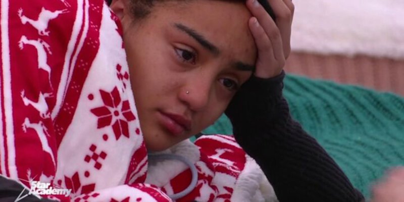 Candice (Star Academy 2023) en larmes : L'inquiétude plane avant les évaluations, Julien en renfort