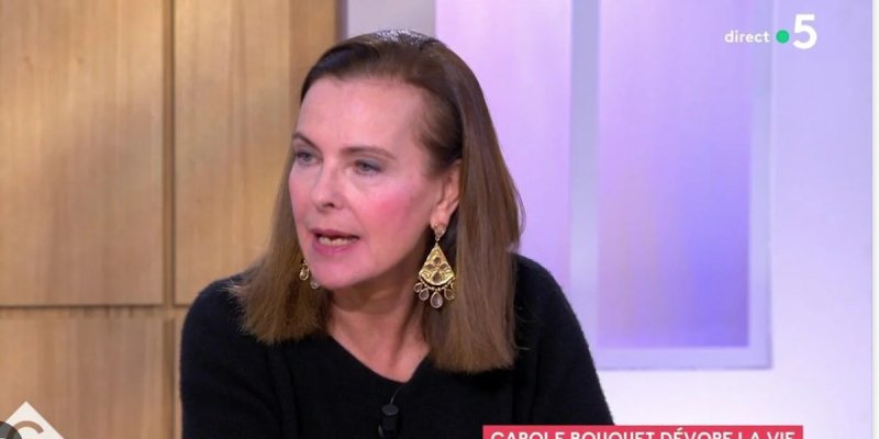 Carole Bouquet : Depuis 10 ans, elle vit l'enfer !, les détails révélés
