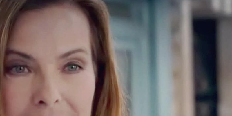 Carole Bouquet « éloignée » de Dimitri Rassam et Charlotte Casiraghi, son cri de coeur