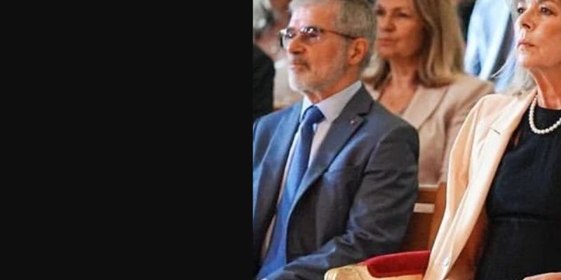 Caroline de Monaco et Charlotte Casiraghi privées de leur croisière à cause de Marion Cotillard et Guillaume Canet !