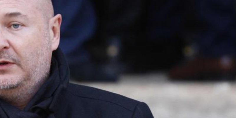 Cauet sous le feu des accusations :les détails de son retrait médiatique