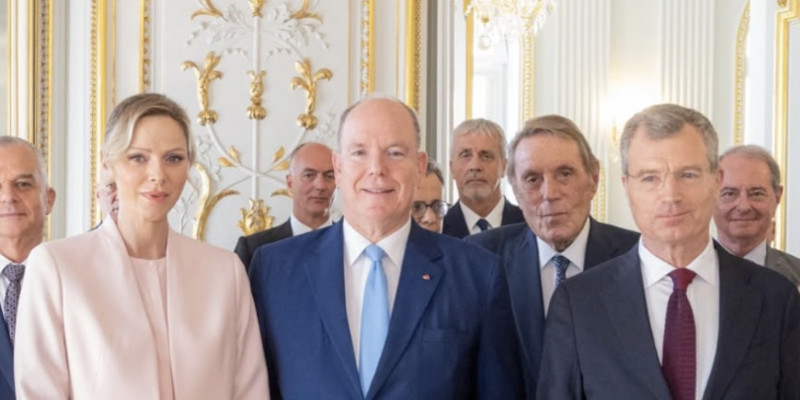 Charlène de Monaco : Albert lui redonne sa place face à Caroline