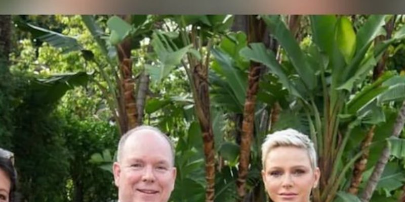 Charlène de Monaco au Gala de La Croix Rouge - enfin un pas vers Caroline