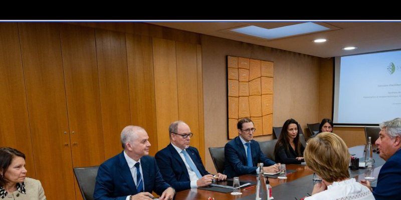Charlène de Monaco en alerte : Prince Albert victime d'une chute au Palais, les circonstances révélées