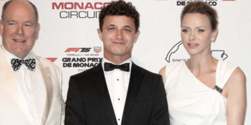 Charlène de Monaco en déesse antique au gala du Grand Prix