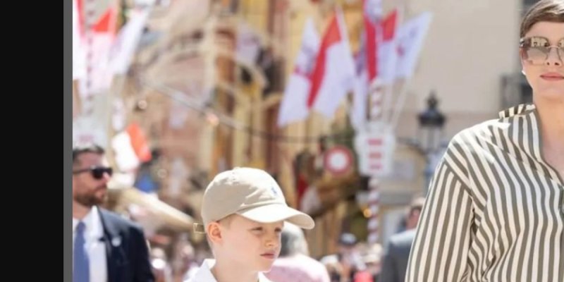 Charlène de Monaco : Le choix osé qui pique la curiosité de Caroline, son look fait sensation (photo)