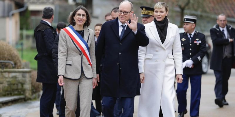 Charlène de Monaco rebelle : Elle surprend avec un vernis noir lors de sa visite en Alsace (photo)