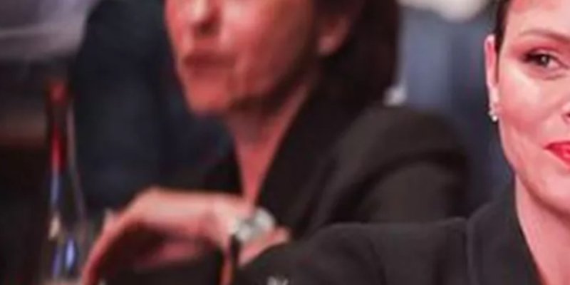 Charlène de Monaco - Tailleur noir et rouge à lèvres écarlate, le secret de son choix audacieux