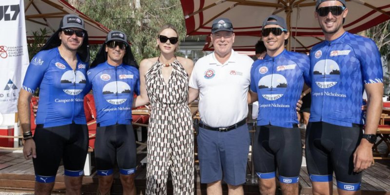 Charlène de Monaco mal à l'aise aux côtés d'Albert ?