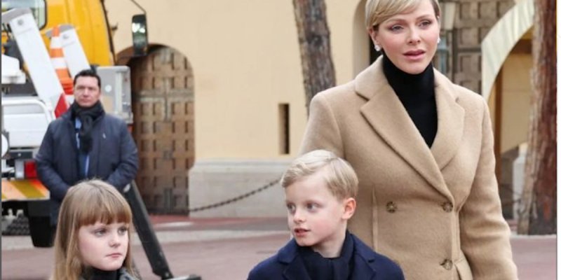 Charlène de Monaco et Gabriella : Le prix exorbitant de leurs tenues d'hiver !