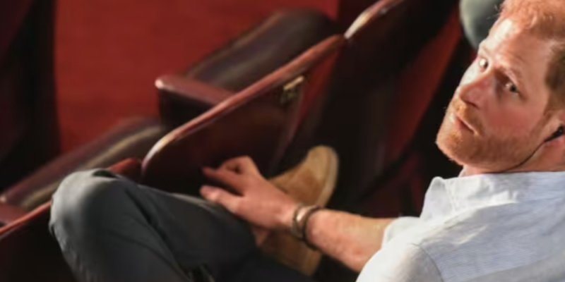Charles III en plein doute : pardonnera-t-il à Harry et Meghan Markle ?
