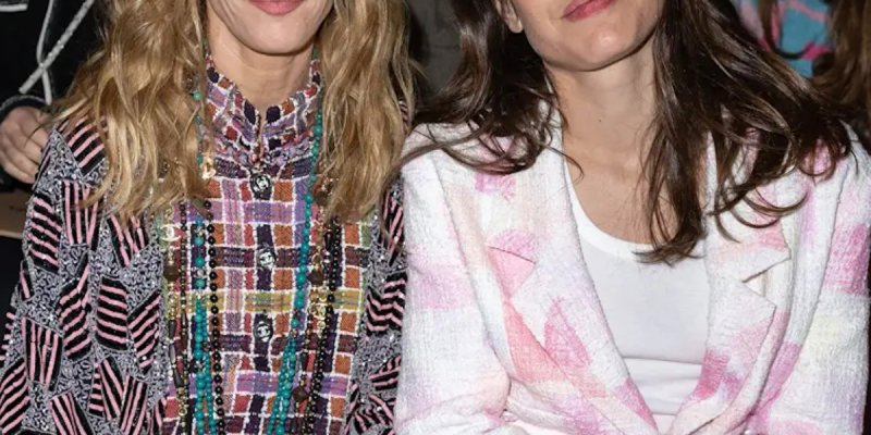 Charlotte Casiraghi enceinte de 3 mois, un indice sur le sexe face à Vanessa Paradis (photo)