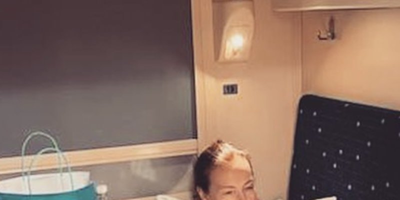 Charlotte Casiraghi et Dimitri Rassam, soutien inconditionnel envers Carole Bouquet secouée en Ukraine (photo)