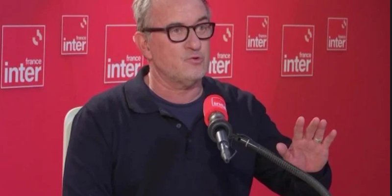Christophe Dechavanne face à Sonia Devillers : Échange tendu et ambiance glaciale sur France Inter