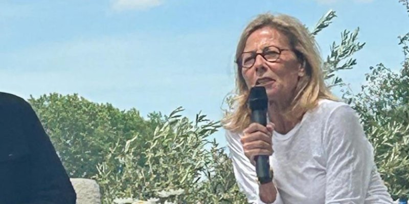 Claire Chazal sans détour sur PPDA en difficulté, elle refuse de parler de l'affaire