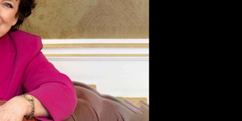Clara Luciani sans cœur, sans entrailles, commentaire acide de Roselyne Bachelot