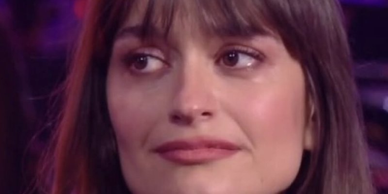 Clara Luciani : tendre message aux hypersensibles pour la nouvelle année