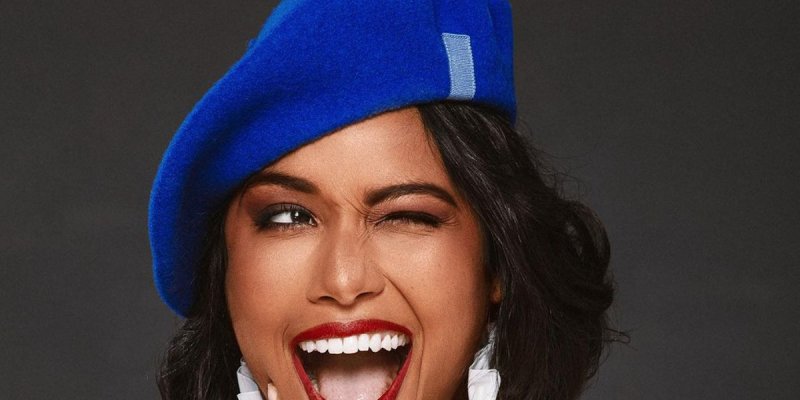 Clémence Botino réagit au report de Miss Monde : « On Dirait une Série Netflix »