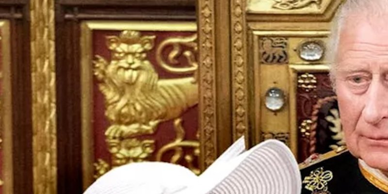 Couronnement de Charles III : Caroline de Monaco absente, le roi brise une tradition séculaire