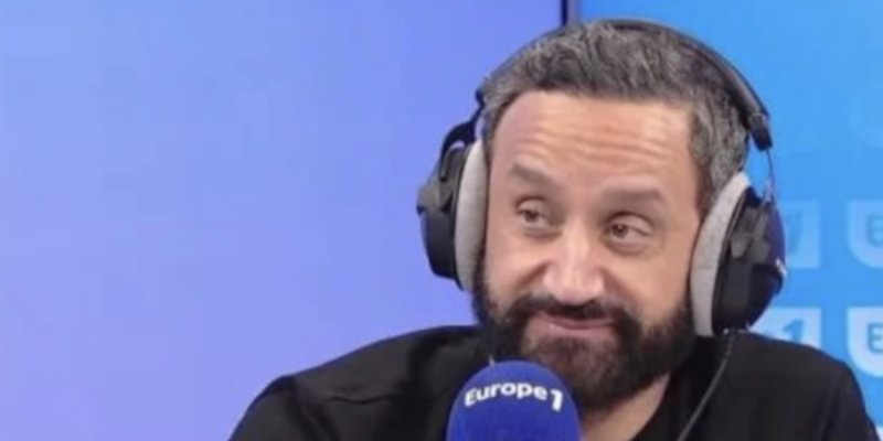 Cyril Hanouna séparé de Kelly Vedovelli : « Quand vous êtes célibataire »