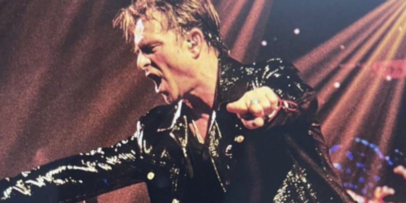 David Hallyday se met les féministes à dos