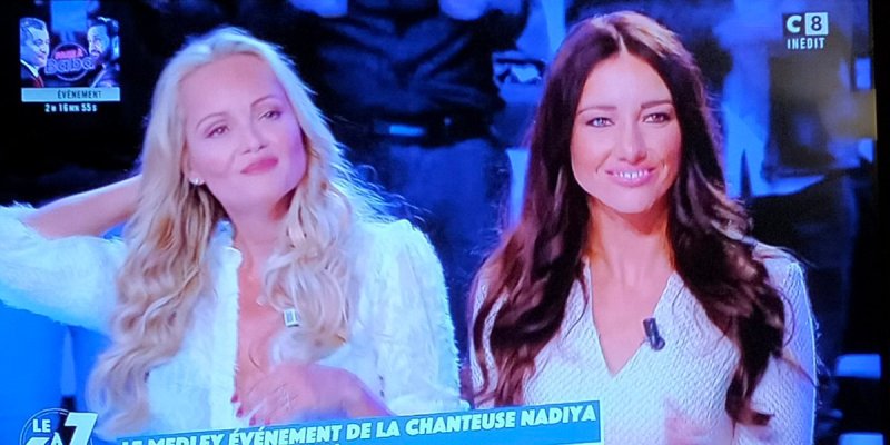 Delphine Wespiser cède à la chirurgie esthétique, des pommettes qui pointent