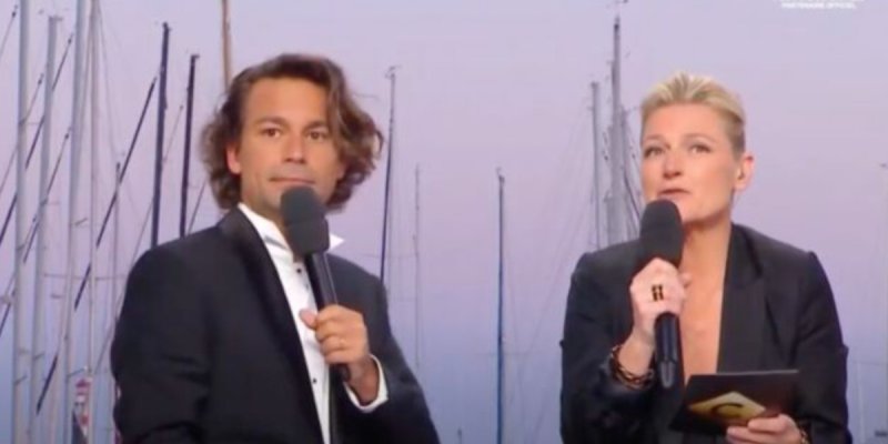 Elisabeth Lemoine officialise avec Bertrand Chameroy, cette phrase qu'elle lance à ceux qu'elle croise