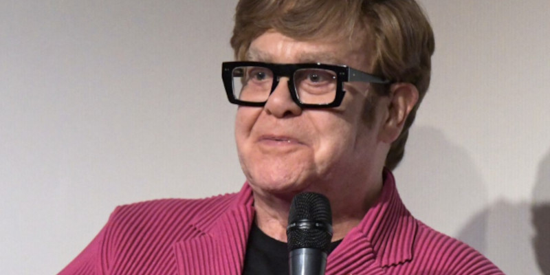 Elton John ruine un enterrement de vie de jeune fille