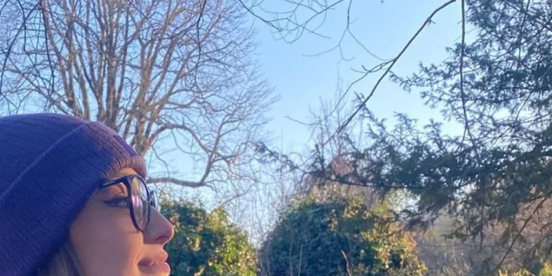 Emma Smet tata - tendre confidences sur le fils d'Ilona, mystère autour du prénom