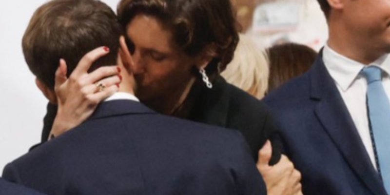 La complicité entre Emmanuel Macron et Amélie Oudéa-Castera suscite des réactions