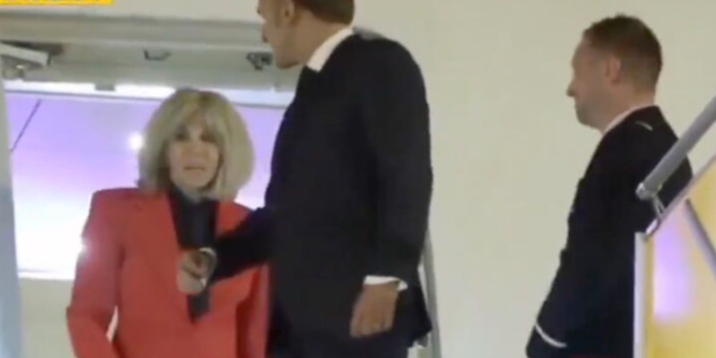 Emmanuel Macron giflé par Brigitte, que s'est-il vraiment passé ?