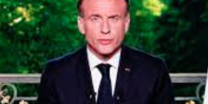 « Le comble de la désinvolture », Jean-Michel Aphatie étrille Emmanuel Macron