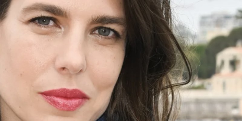 Engagements royaux : pourquoi Charlotte Casiraghi choisit de rester en retrait ?