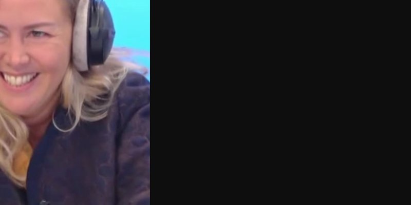 Enora Malagré et Kelly Vedovelli accusées de faire chanter Cyril Hanouna, l'animatrice évite le sujet !