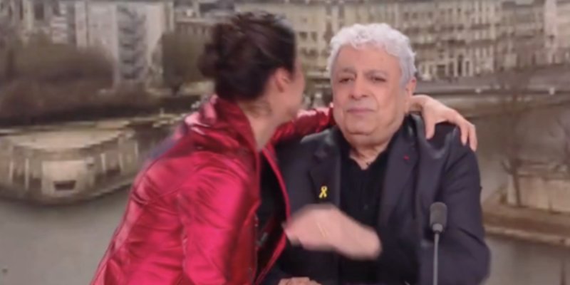 Enrico Macias en larmes face à Apolline de Malherbe
