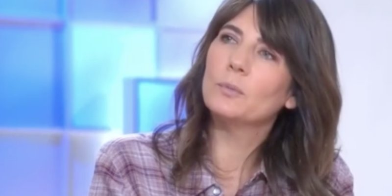 Estelle Denis, son terrible témoignage après un colis piégé