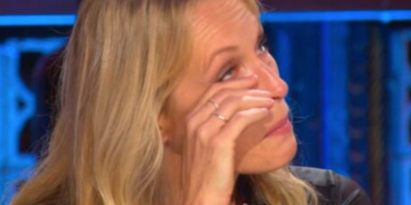 Estelle Lefébure se confie sur son expérience de la ménopause