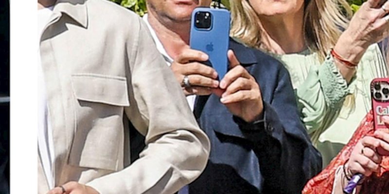 Estelle Lefébure met le grappin sur David Hallyday, leur retour de flamme se confirme