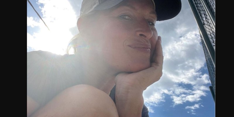 Estelle Lefébure quitte Paris pour Monaco : L'amour la rapproche de David Hallyday