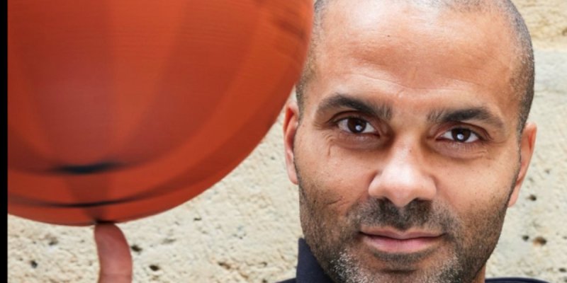 Eva Longoria : Elle a renoué avec Tony Parker grâce aux Pokora !