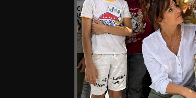 Faustine Bollaert dévoile l'envers du décor de son voyage émouvant en Égypte (photo)