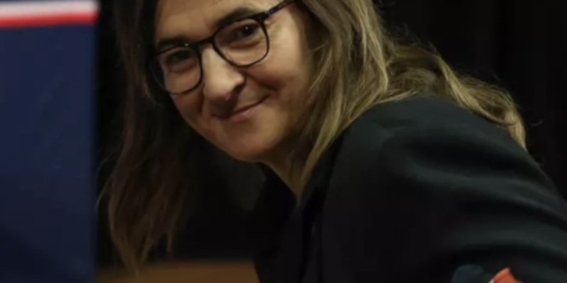 Fayza Lamari : La mère de Kylian Mbappé en Algérie après la défaite du Real Madrid