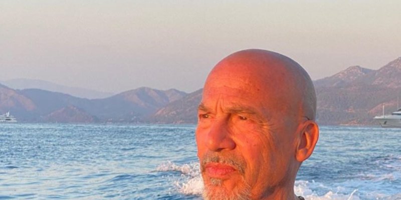 Florent Pagny reprend des couleurs en Turquie - nouvelles rassurantes de son cancer