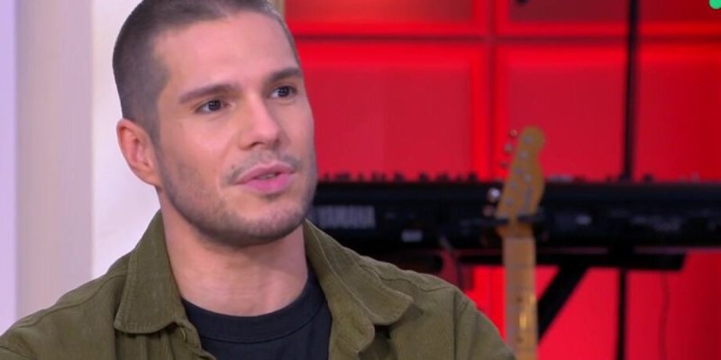 François Civil avec Adèle Exarchopoulos, une influence apaisante, révélation sur leur relation