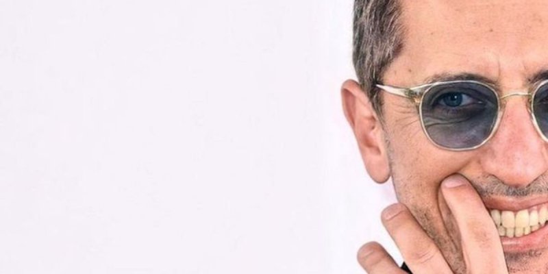 Gad Elmaleh humilié par un banquier, il prend une grande décision